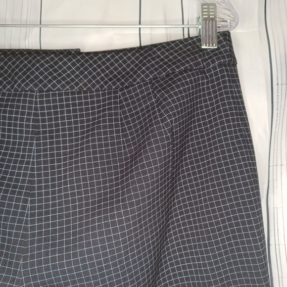 Ann Taylor Loft stretch black and light blue, checkered straight leg trousers - Picture 7 of 10